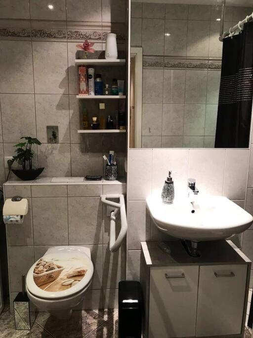 Apartment „La Casa De Papel“ / Behindertengerecht Λειψία Εξωτερικό φωτογραφία